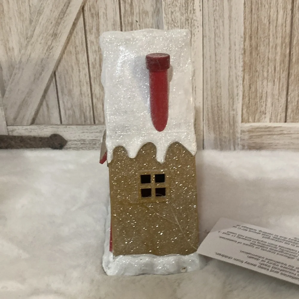 Target BP 2023 Christmas Ski Chalet House